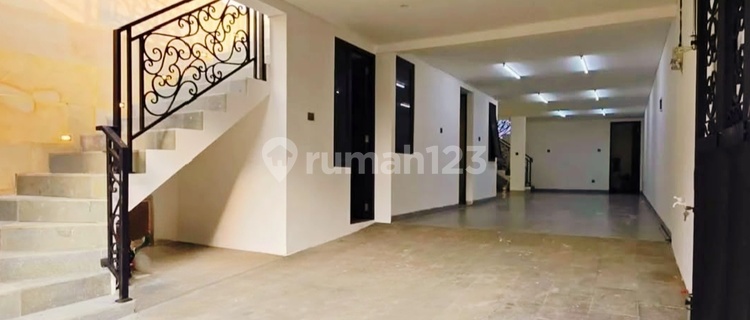 Rumah Mewah With Pool Di Jagakarsa Jaksel 1