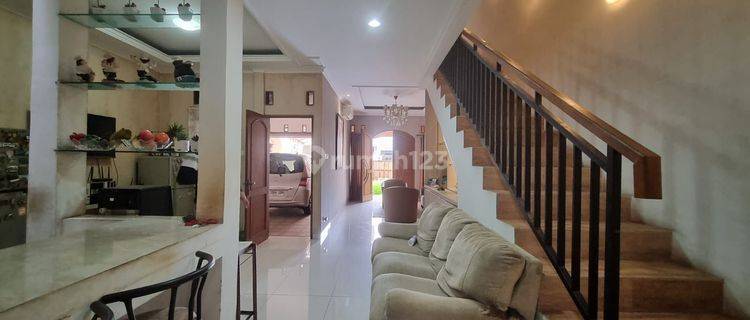 Rumah jalan lebar 1