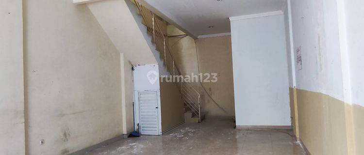 Dijual Cepat Ruko 3 Lt di Jl Kh Hasyim Ashari Cipondoh Tangerang 1