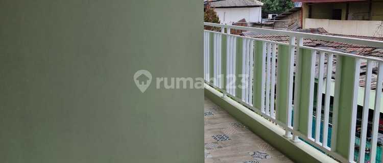 Disewakan Rumah 2Lantailokasi Pejuang Jaya Dekat Harapan Indah 1