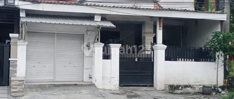 Smart Investment - Fully Built 10-Room Boarding House in South Wonorejo 1