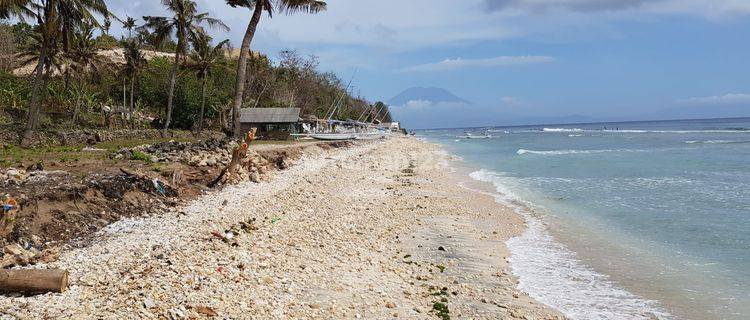 Land 1,700m2 Jalan Raya Nusa Penida Klungkung Bali SHM Certificate 1