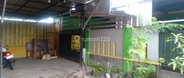 Rumah di Perumahan Taman Pelangi Blok Karang Turi J19, Cirebon 1