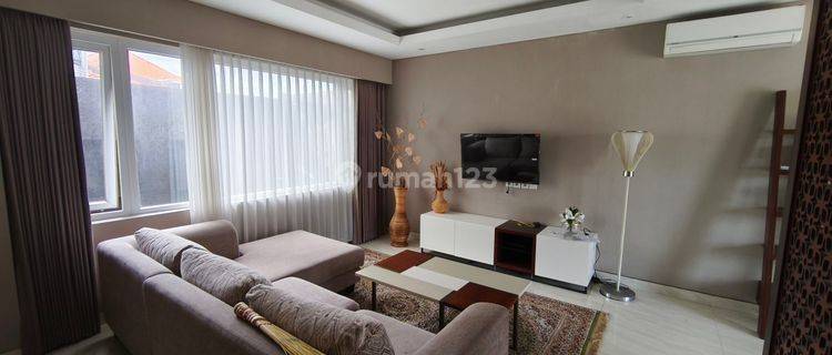 Rumah 3 Lantai Fully Furnish + Pool Di Area Krobokan Seminyak 1