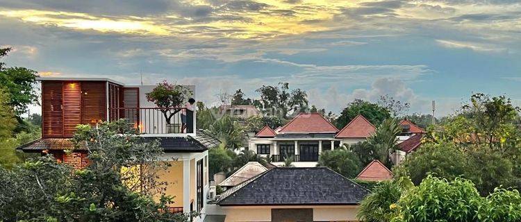 Two-story elite villa surrounded by beautiful flowers 1