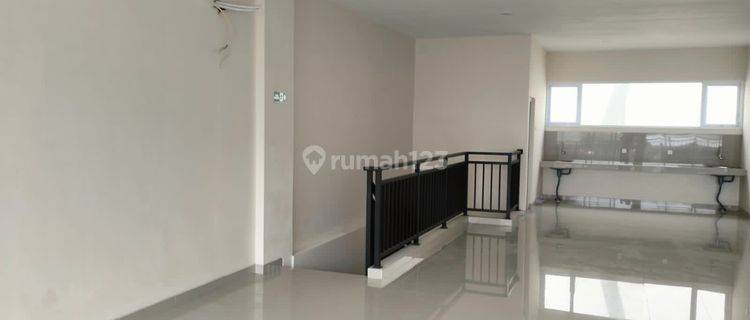 Ruko Di Area Canggu Dekat Pusat Perbelanjaan 1
