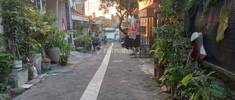 (35). Rumah Area Kuta Dengan Dapur Dan Garasi Lokasi Nyaman 1