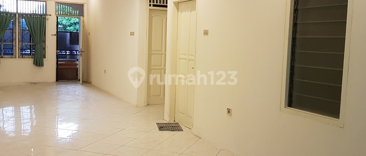 Standard Ready-to-Occupy House, Ngantong Hoki, 2 Bedrooms, Gading Elok 1