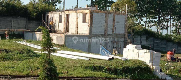 Rumah 2 Lantai Baru Suasana Asri Sejuk Dan Nyaman di Lembang 1