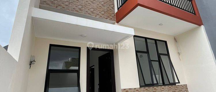 Rumah Baru 2 lantai di Metland Puri Tangerang 1