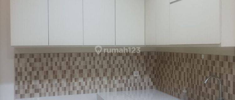 DISEWAKAN RUMAH RAPIH SEPERTI BARU DI SEKTOR 7A GADING SERPONG 1