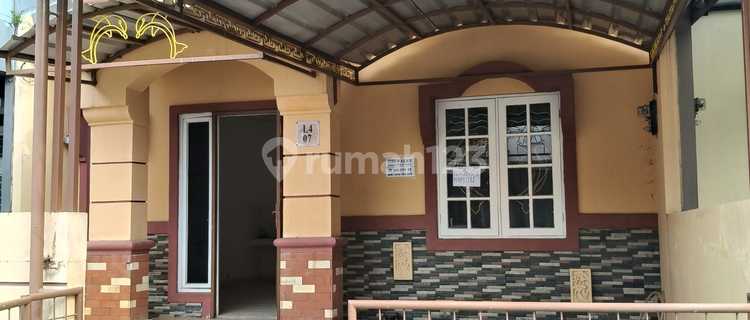 QUICKLY FOR RENT HOUSE IN NUSALOKA BSD VERY FAVORABLE POSITION 1