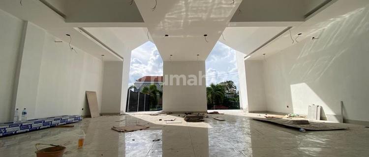Spacious Two Floor Shophouse For Rent Ideal For Restaurant Or Café In Jimbaran 1