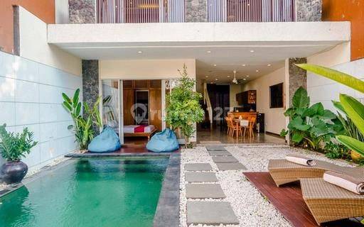 Luxury Villa For Rent, Seminyak Area 1