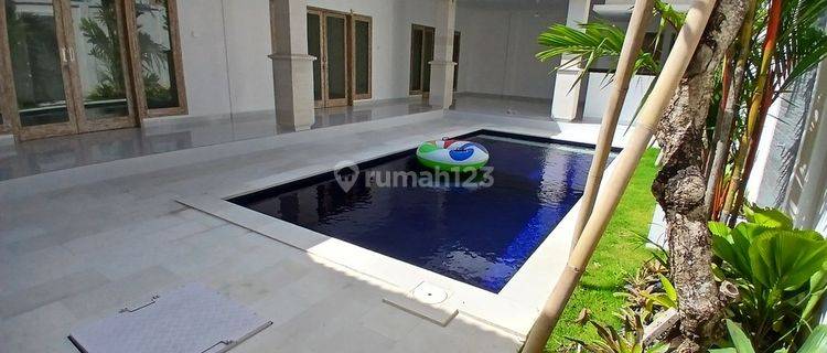 Brand New Villa For Rent, Kerobokan Area 1