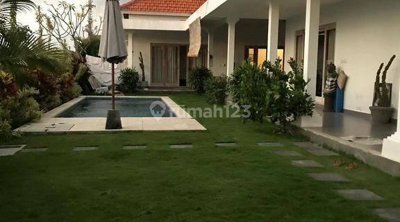 Luxury 2BR Villa For Rent, Canggu Area 1