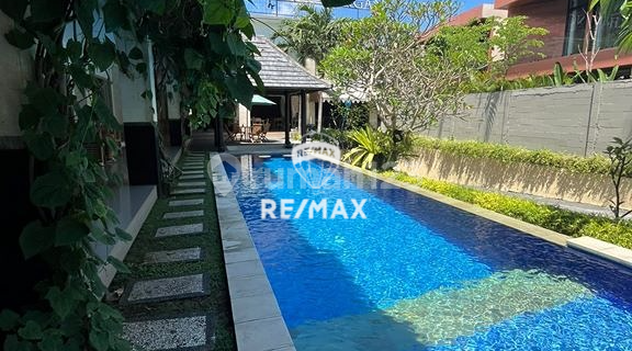 Kamar Berperabotan Nyaman di Area Strategis Canggu 1
