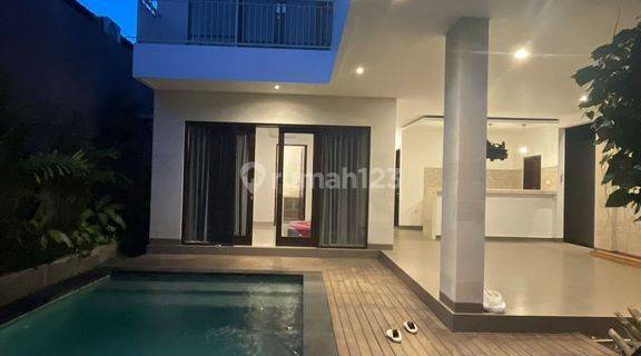 Luxury Villa For Rent, Canggu Area 1