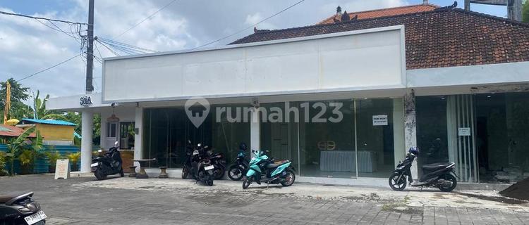 Commercial Space For Rent In Strategic Batu Belig Area 1