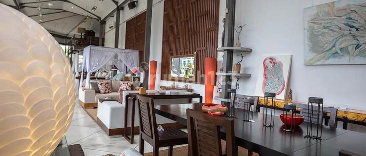 Commercial Showroom Opportunity In Jimbaran 1