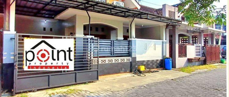  Rumah Bagus Cluster Semi Furnished Dekat Pintu Tol Klodran 1