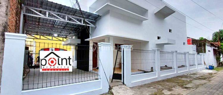 Rumah Bagus Dekat Luwes Gentan Strategis 1