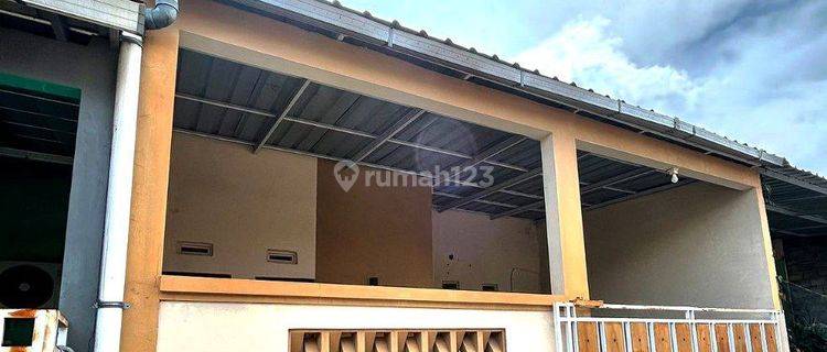 Rumah Second Di Perumahan,strategis Dekat Bandara  1
