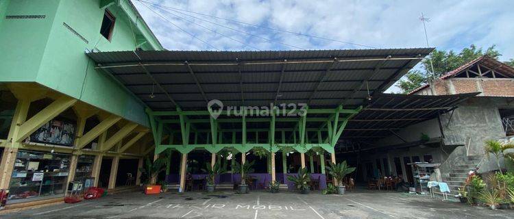 Rumah Makan Aktif Strategis Pinggir Jalan Nasional 1