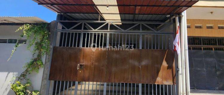 Rumah Kost 2 Lantai Bagus Dekat Kampus UMS 1