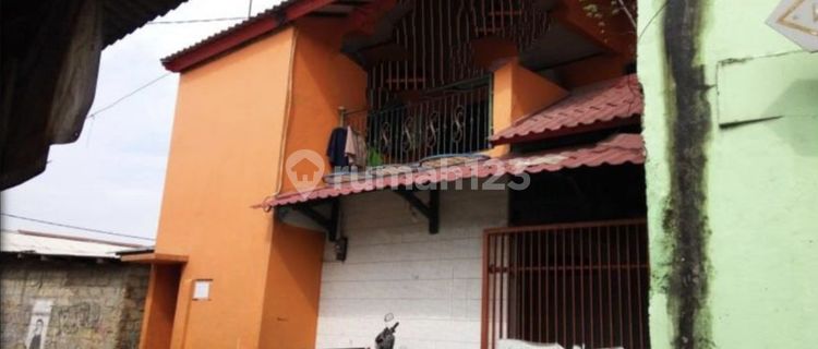 2-Story Business House on Jalan Stasiun Depok Baru 1