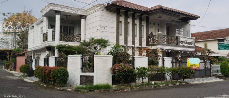 Rumah Mewah Di Metro Margahayu Raya Bandung  1