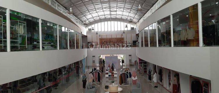 Gedung Bagus di Mainroad Buahbatu Bandung kota 1