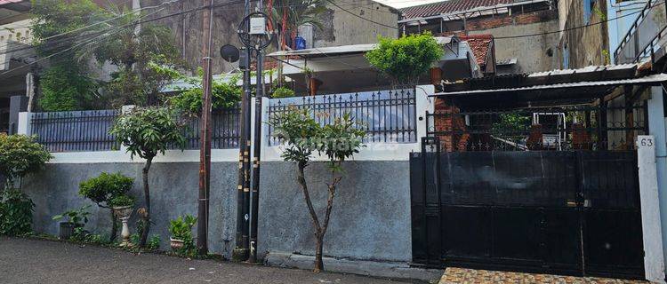 Rumah murah dan nyaman di bendi jakarta selatan, Kebayoran lama 1