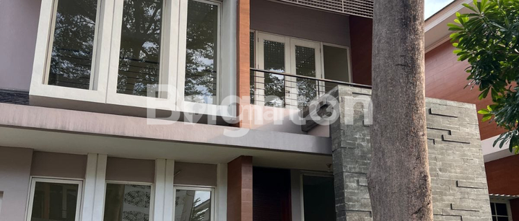 Rumah Besar dan Luas di Alam Sutera 1
