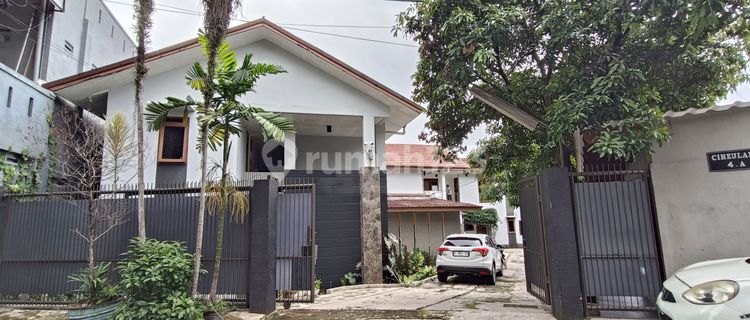 Active Boarding House in Dago Wing, Bandung City 1