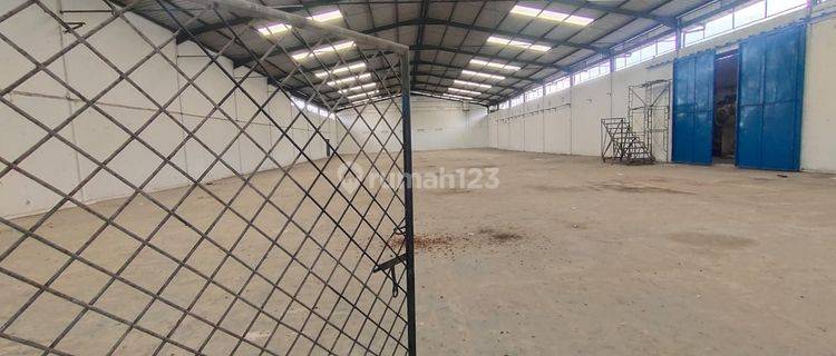 Gudang Tengah Kota Di Sayap Gatot Subroto Kota Bandung 1