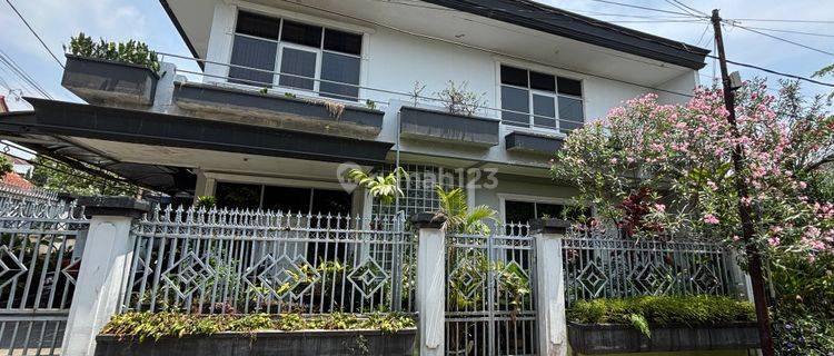 Rumah Mewah 2 Lantai, Terawat, Shm, Posisi Hoek di Sukaluyu 1