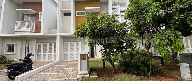 Rumah 2 Lantai Unfurnished Sangat Bagus Cluster Amanda Summarecon 1