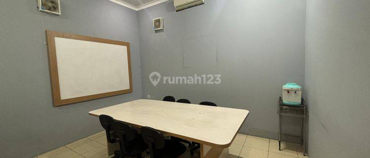 Ruang Kantor 55 m2 di Sayap Jalan Dago, Furnished Siap Pakai 1