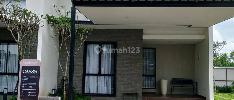 Rumah 2 lantai Ayodhya alam sutera Tangerang kota  1