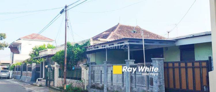 Dijual Rumah Bagus di Mojosongo, Jebres, Surakarta 1