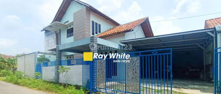 Dijual Rumah Klasik Lahan Luas Lokasi Jombor Sukoharjo 1