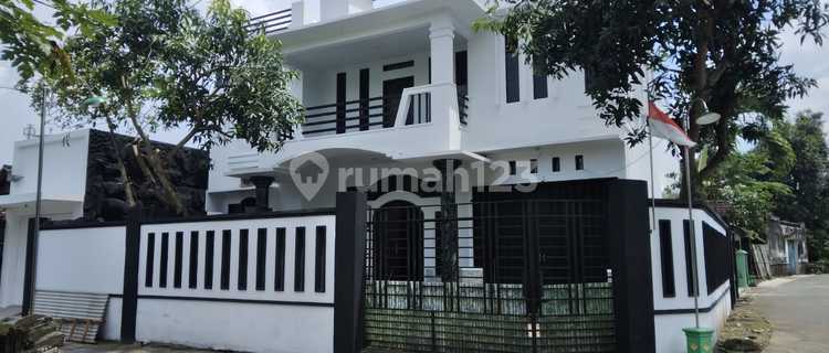 Dijual Rumah 2 Lantai Hook Siap Huni Di Klaten Dekat Stasiun 1
