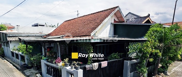 Rumah Siap Huni Tanah Luas Lingkungan Nyaman Lokasi Semarang Kota 1