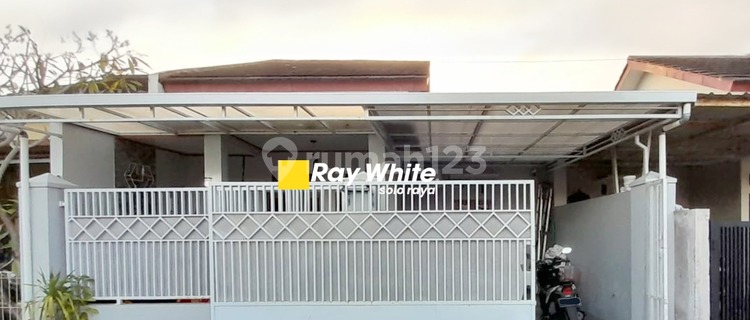 Rumah Bagus Siap Huni Komplek Perumahan Mayang Baki Sukoharjo 1