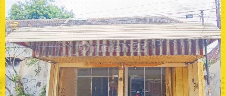 For Rent: Shop House in Laweyan Solo, Suitable for Business and Office 1