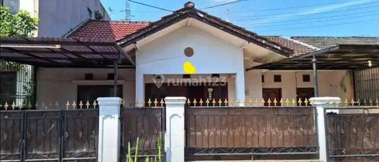 RUMAH BESAR NYAMAN 2 LANTAI SIAP HUNI DI MARGAWANGI BANDUNG 1