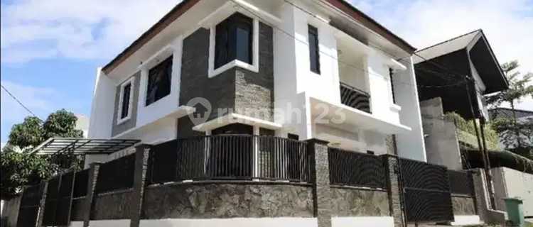 Rumah Eksklusif Nyaman 2 Lantai Siap Huni di Buanasari Regency Bandung 1
