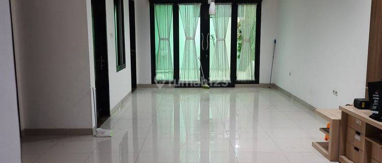 Rumah Idamam Minimalis Modern Semi Furnished Siap Huni di Batununggal Bandung 1