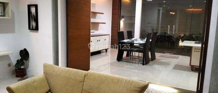 Rumah Asri Terawat 2 Lantai Full Furnished Lingkungan Nyaman Siap Huni Di Town House Beverly Dago Bandung 1